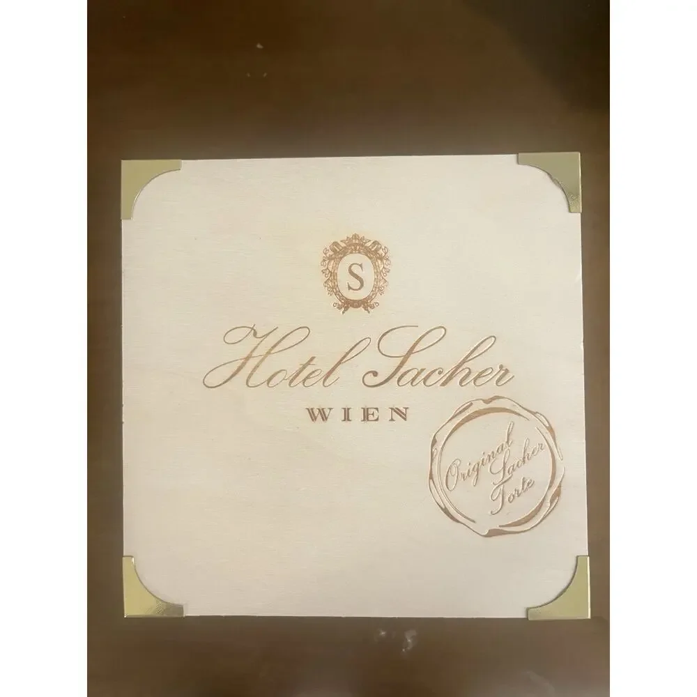 Hotel Sacher Wien Original Torte Special‎ Edition Collectible Hinged Box